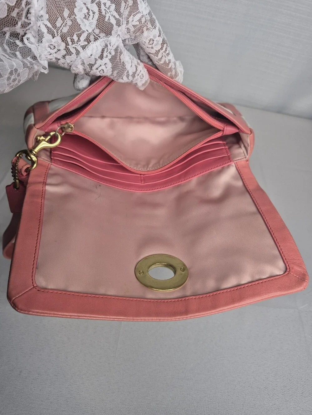Coach Pink & White Two-Tone Leather Handbag Set EUC